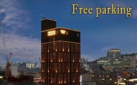 9布里克酒店